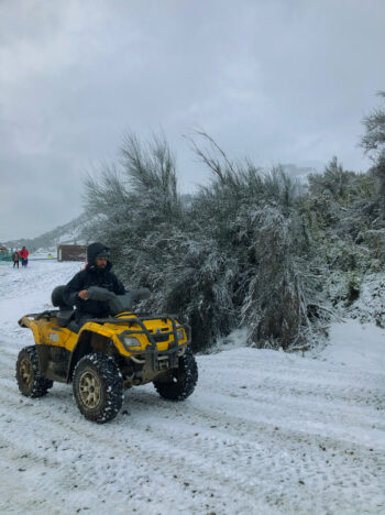 Travesía Diurna La Cueva: Moto de Nieve y Cuatriciclos en Bariloche sin Traslado - Image 4
