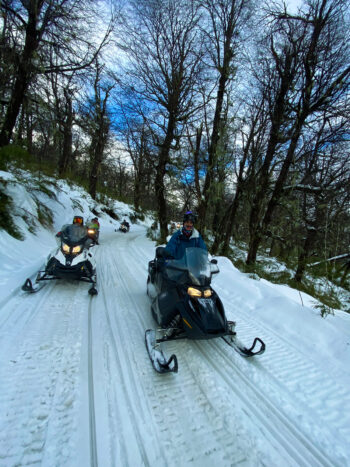 Travesía Diurna La Cueva: Moto de Nieve y Cuatriciclos en Bariloche sin Traslado - Image 3